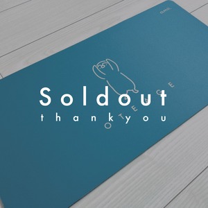 【祝♡3周年】おてあげ ぺんぎん | amii. プレイマット