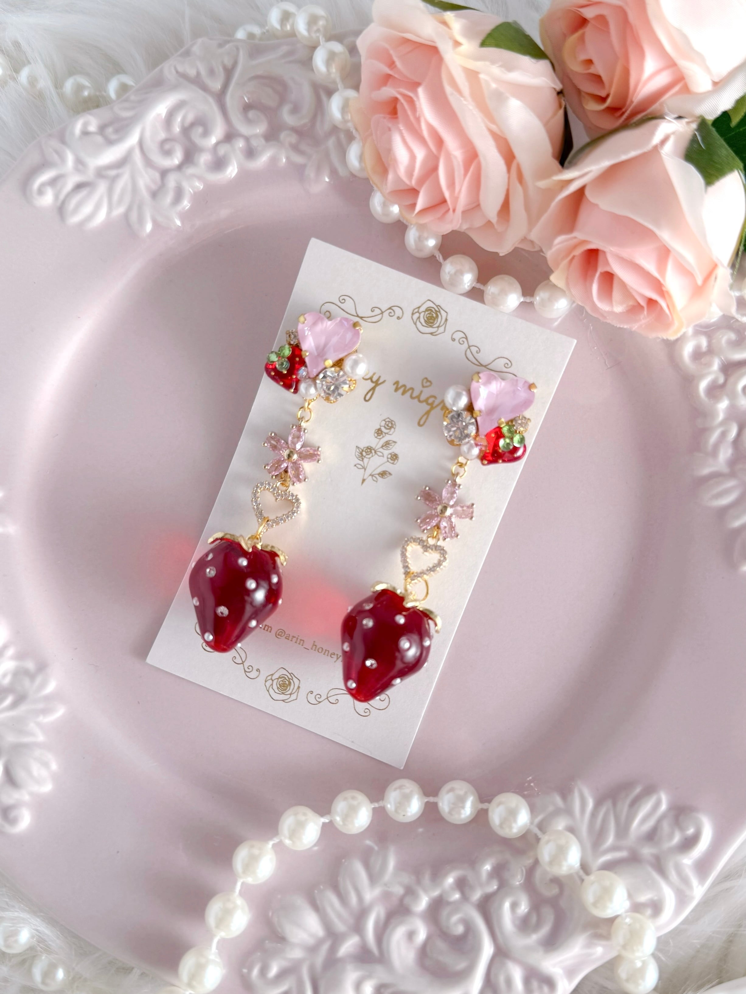 いちごモチーフピアス/イヤリング【ST-33】