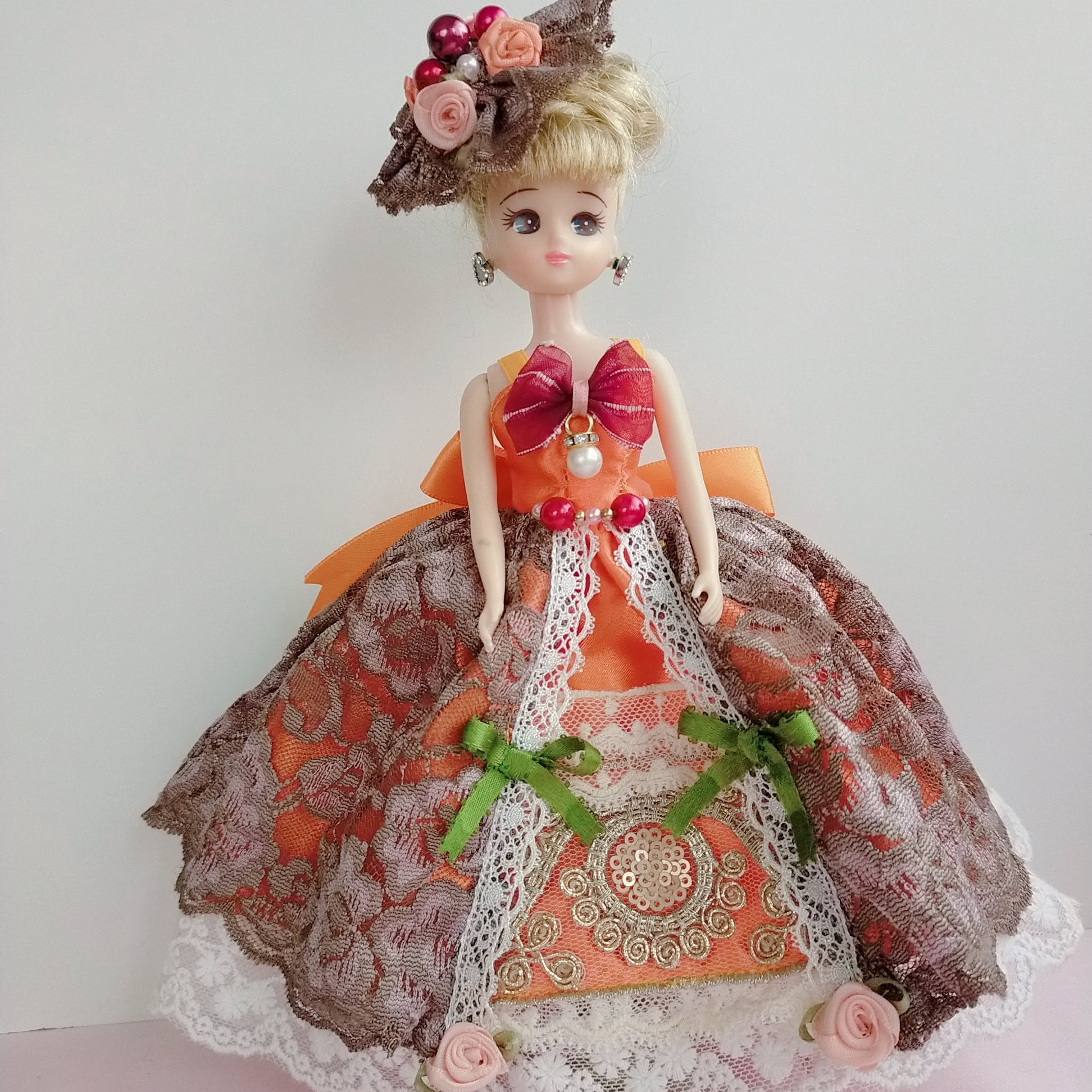 ハロウィンシリーズ】オレンジと茶色のレースドレス | リカコス（リカ