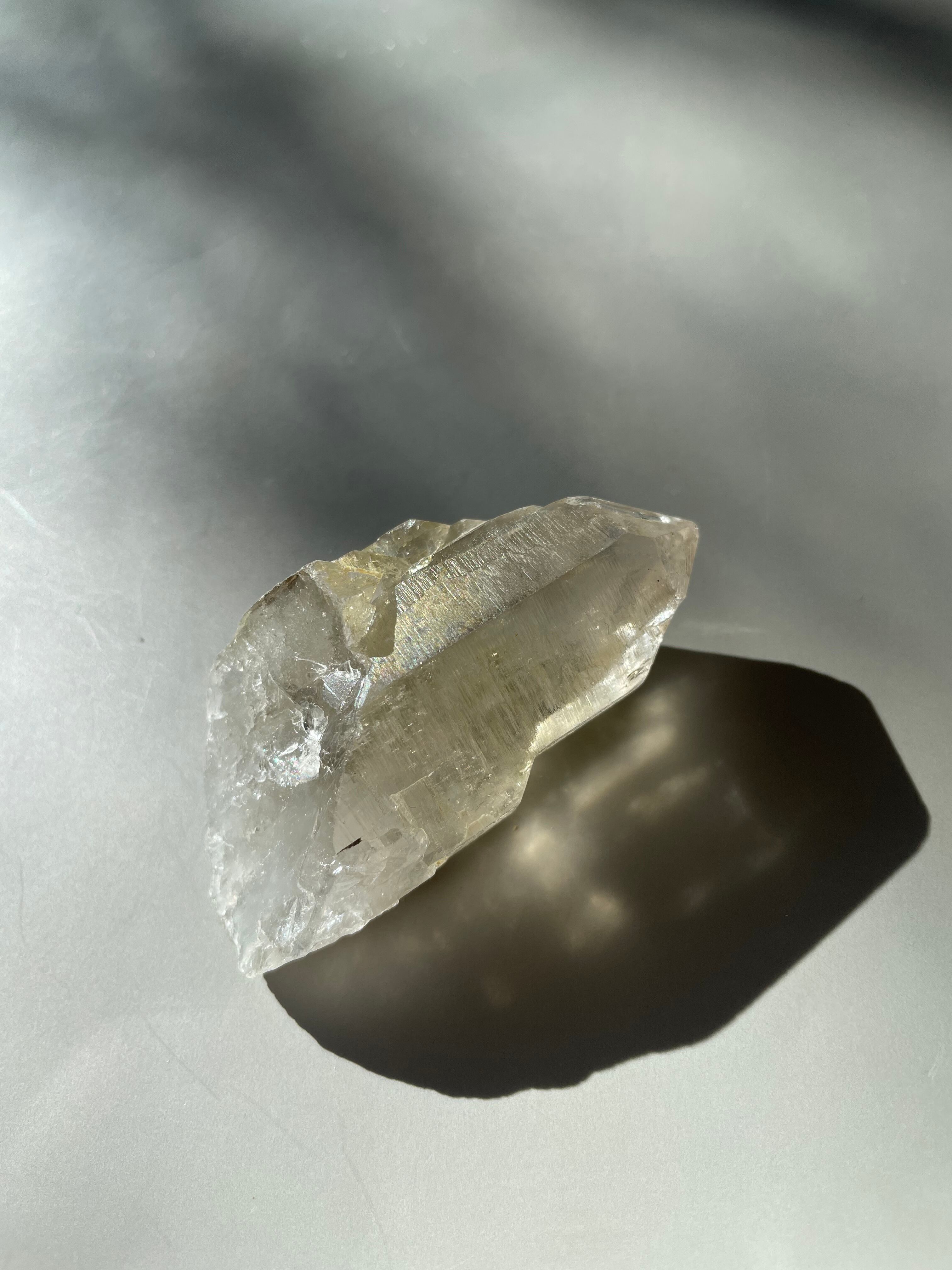 パキスタン　ギルギット　スカルドゥ産　ヒマラヤ水晶　カテドラル　長石