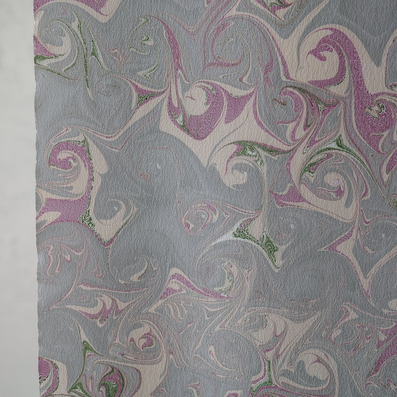 「曇天」マーブル柄　〜洗えるきもの（シルジェリー）〜