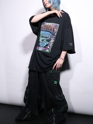Texas Renaissance Festival JERZEES body XXX over silhouette tee