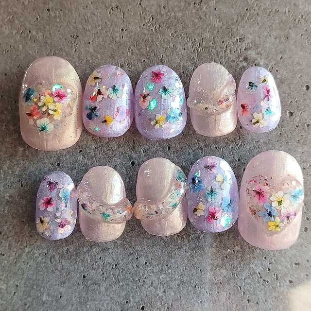 受注製作】 ピンクラメグ フラワーネイルチップ No.67 | Pirina_nail  