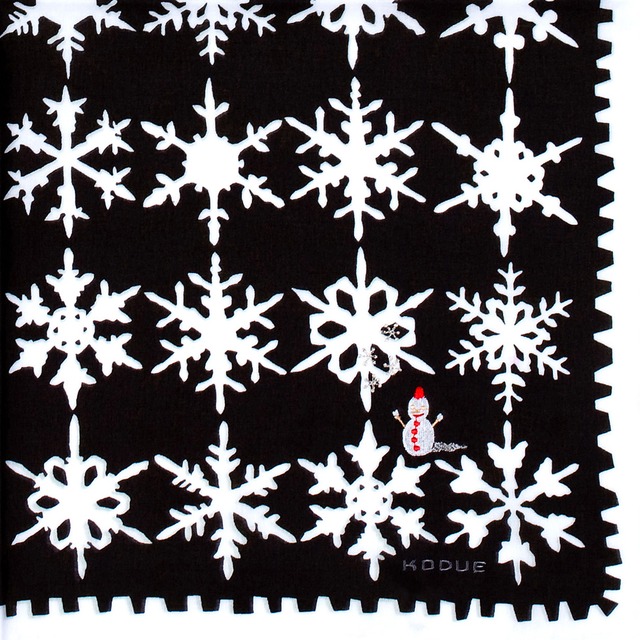 ひびのこづえ ハンカチ 雪の結晶 / ブラック 刺繍入り 2枚合わせ 48x48cm KH07-15
