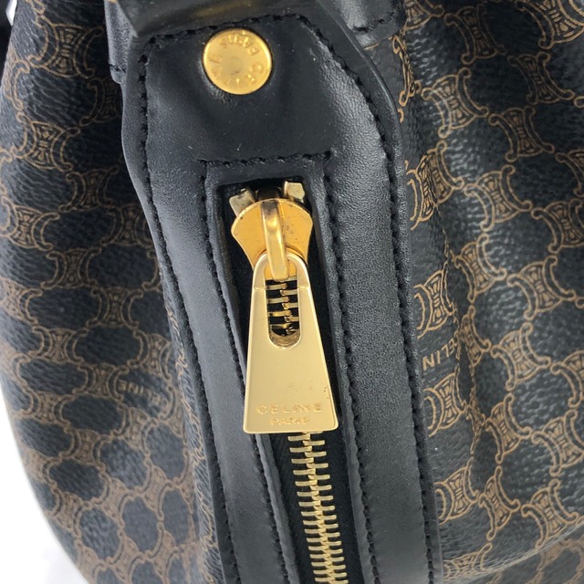 CELINE セリーヌ　マカダム　ブラゾン型押し　レザー　ドローストリング　巾着　ショルダーバッグ　ブラック　vintage　ヴィンテージ　オールドセリーヌ　u5gukm