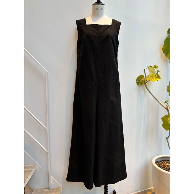 LES YEUX　JUMP SUIT　BLACK