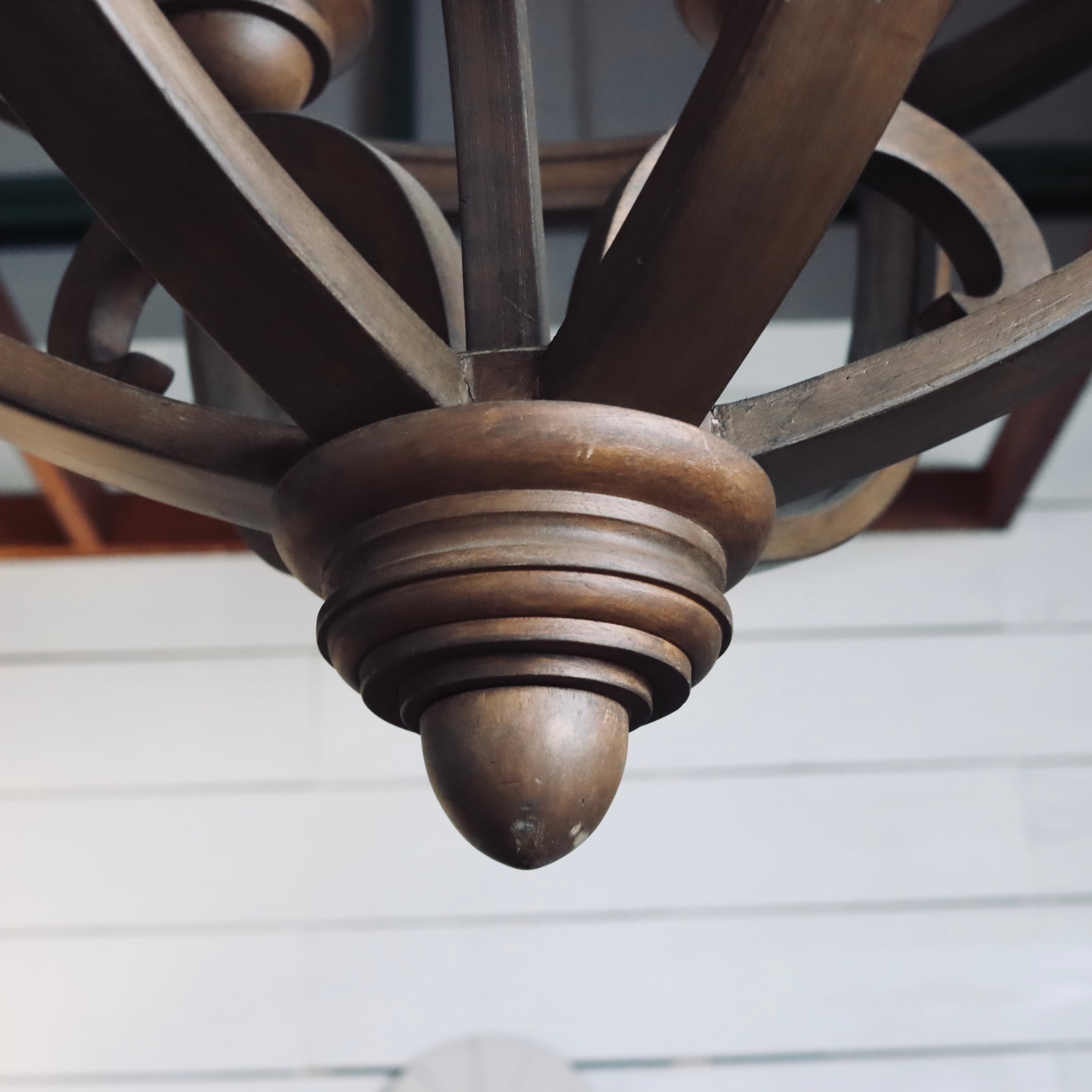 AXEL ORB CHANDELIER / CURREY & COMPANY | clapp vintage 寒川倉庫店