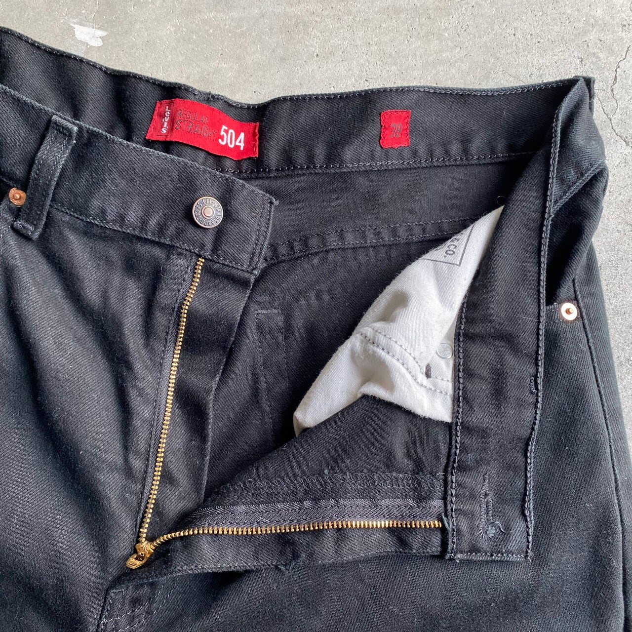 00年代 Levi's リーバイス 504 レギュラーストレート ワイド 00年代 Levi's リーバイス 504 レギュラーストレート ワイド