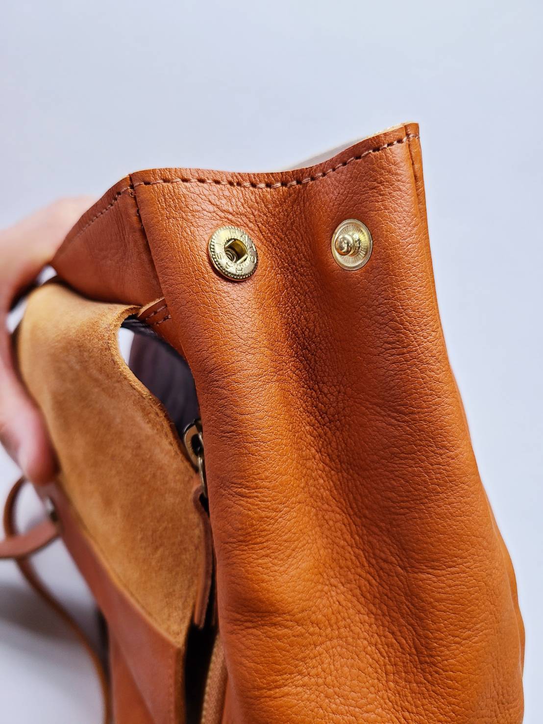 かばん屋さんのリュック 本革 大人かわいい カジュアル（キャメル