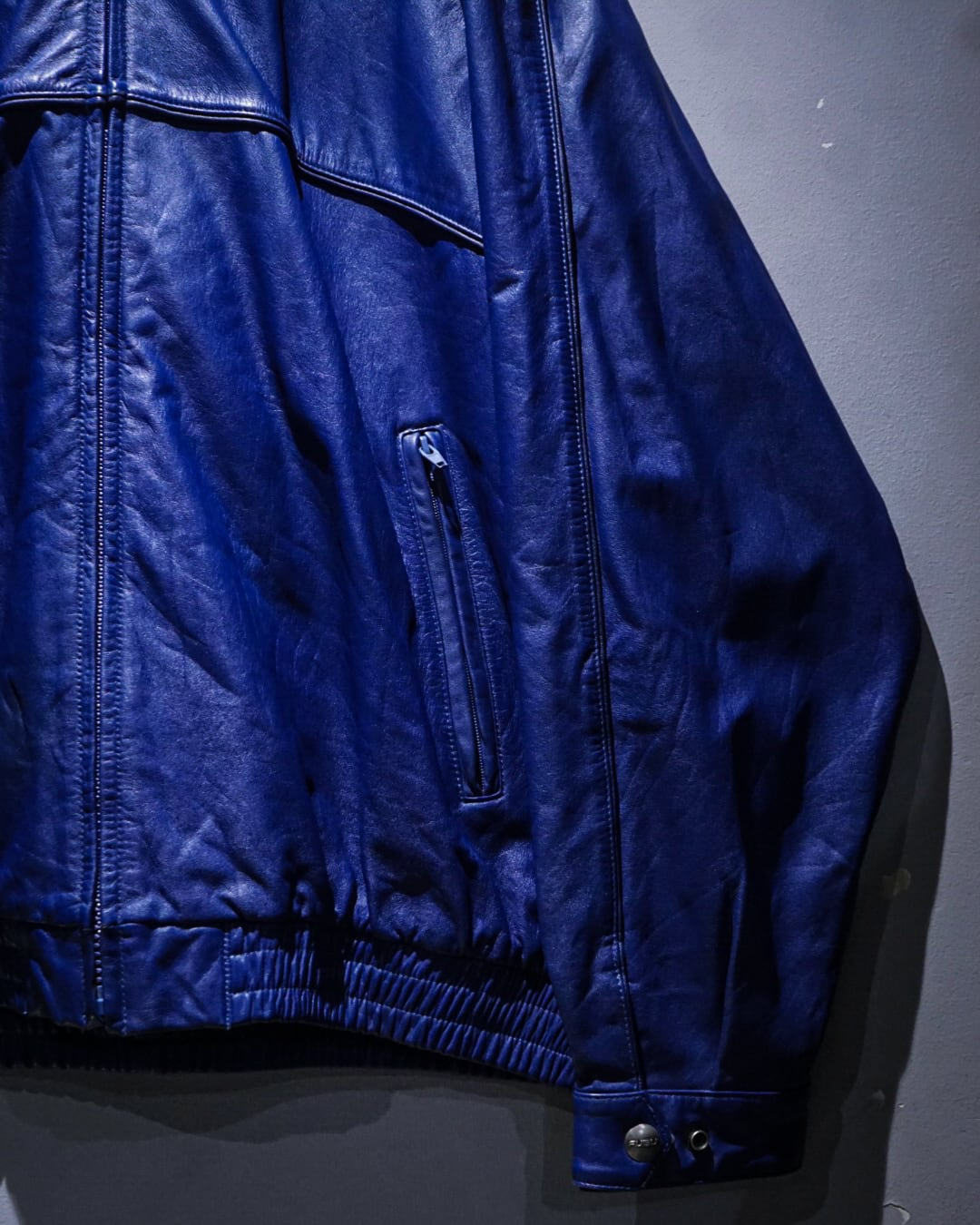 add (C) vintage】“FUBU” Vivid Blue Loose Leather Jacket | Caka