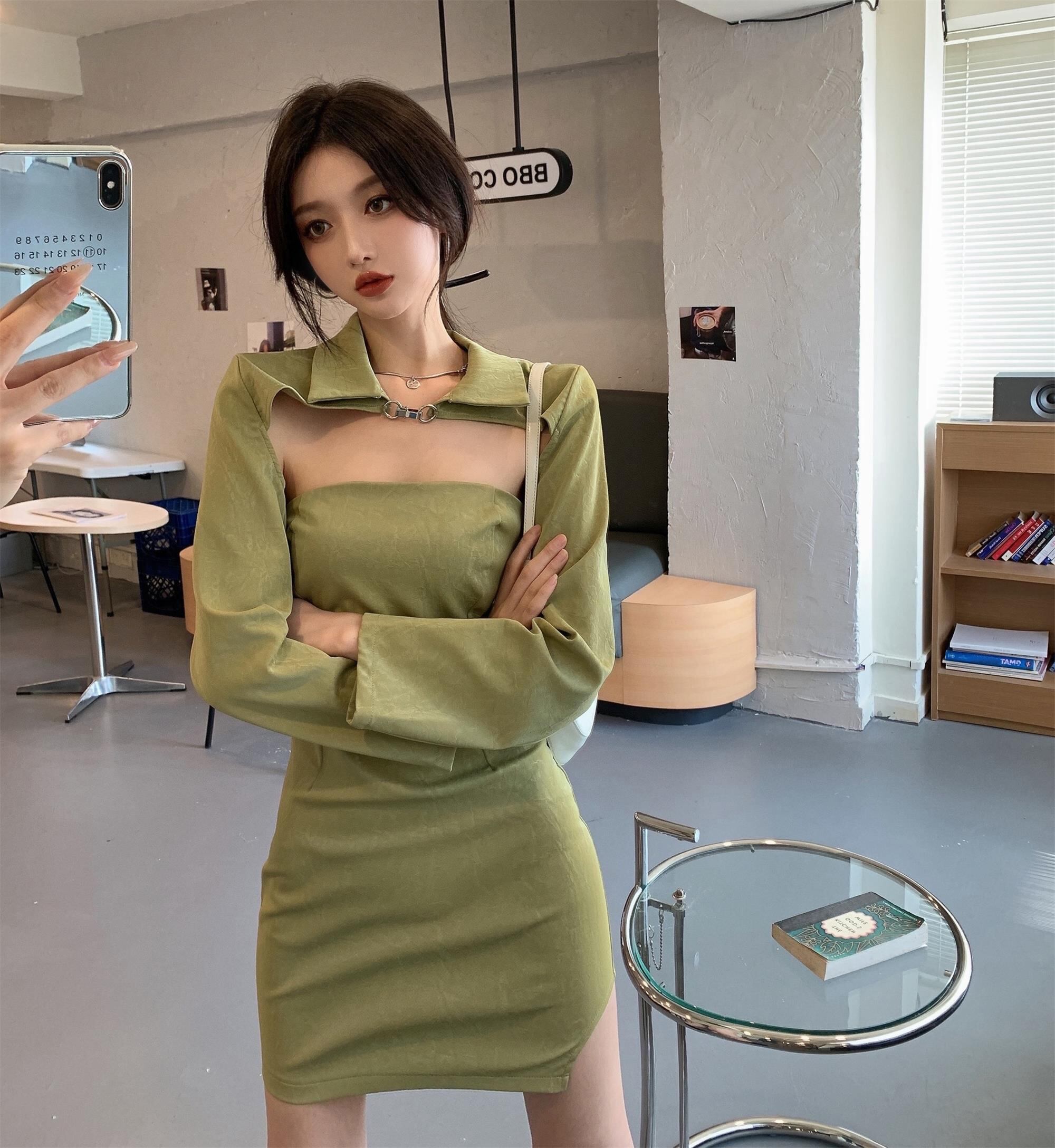 トップス ドレス グリーンショートスカート サマー 夏物 ブラックストロベリース32722893486