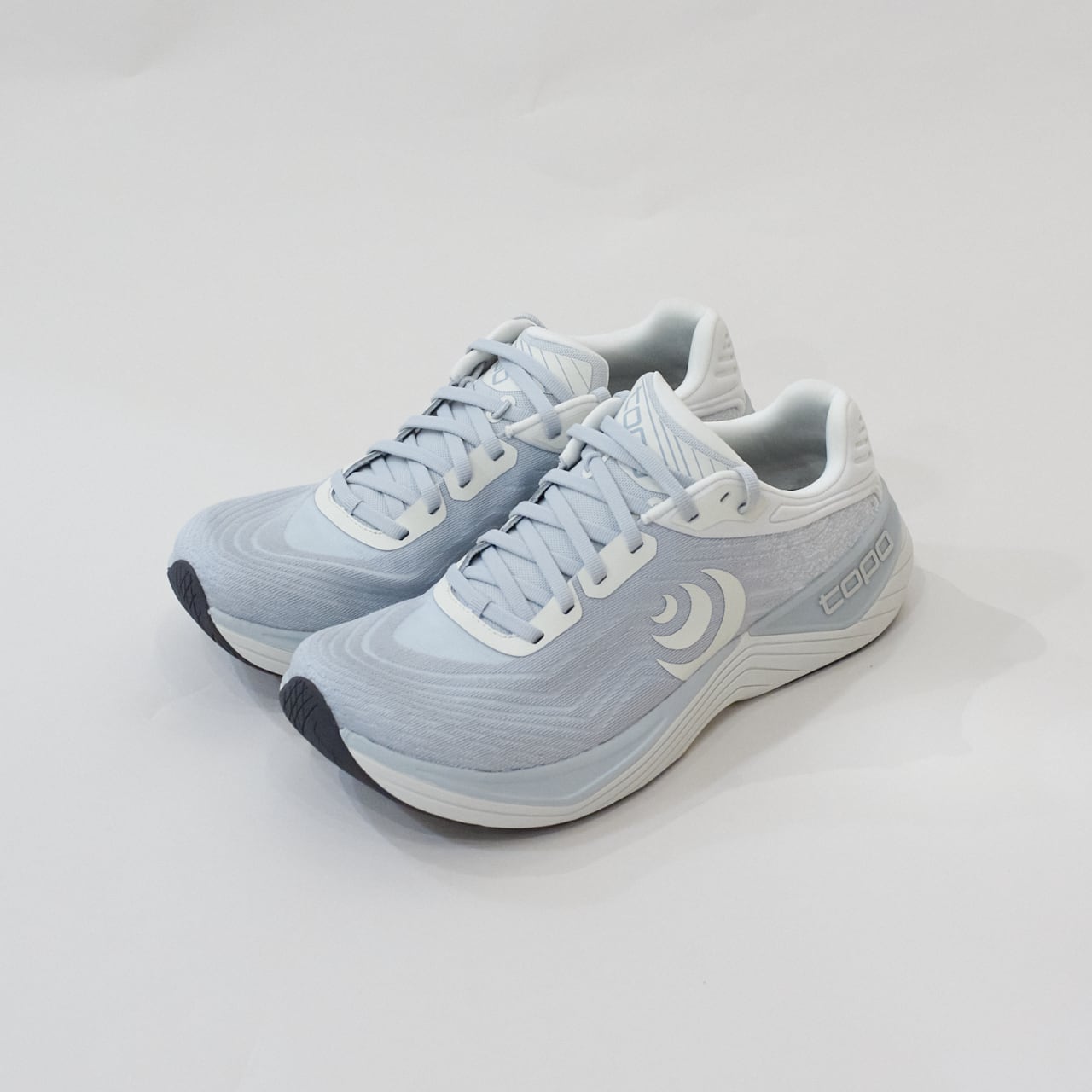 Topo Athletic(トポ アスレチック)ULTRAFLY 5 -Grey/Grey(MEN Topo Athletic(トポ アスレチック)ULTRAFLY 5 -Grey/Grey(MEN