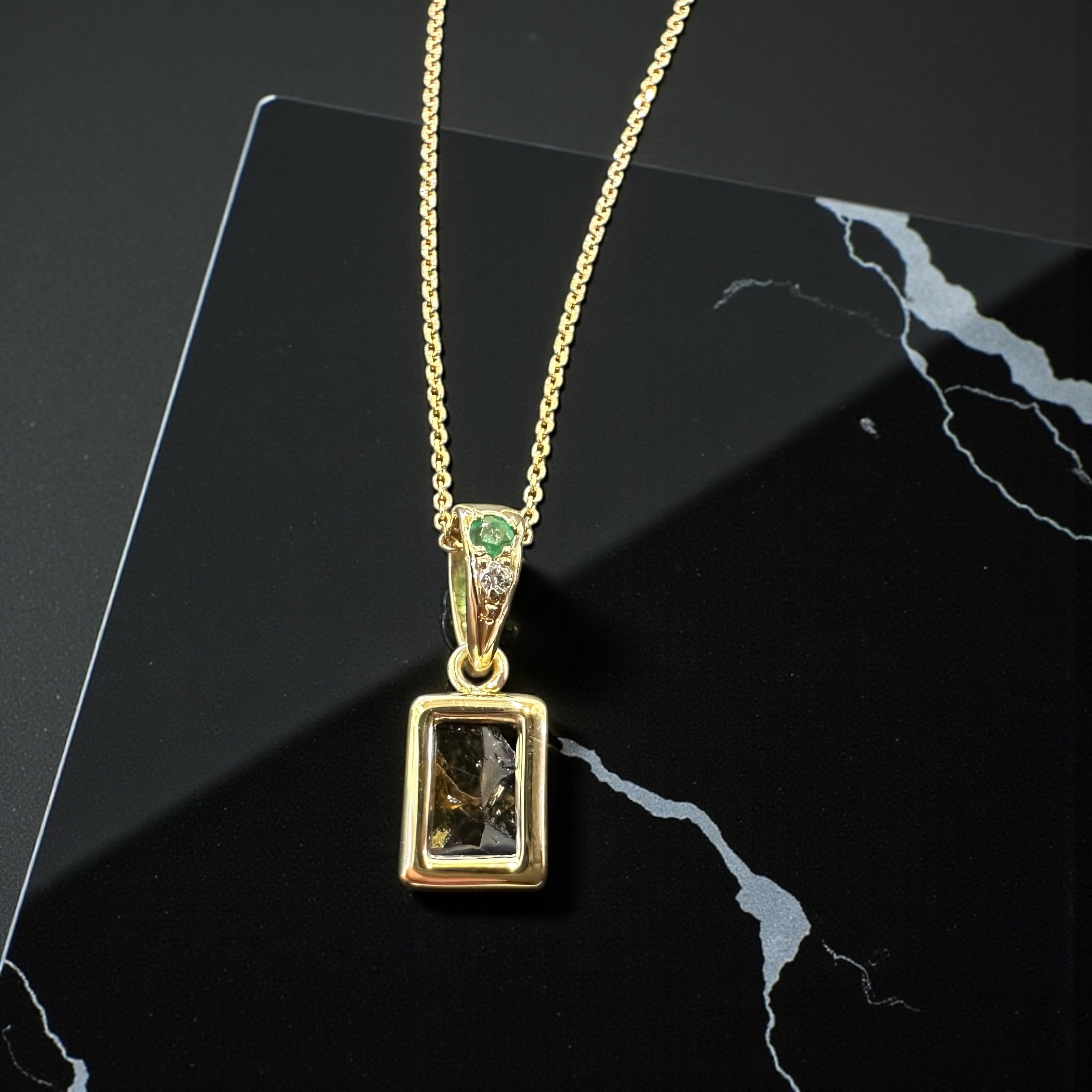 隕石直売所 BigBang 横浜中華街店 オンラインショップ