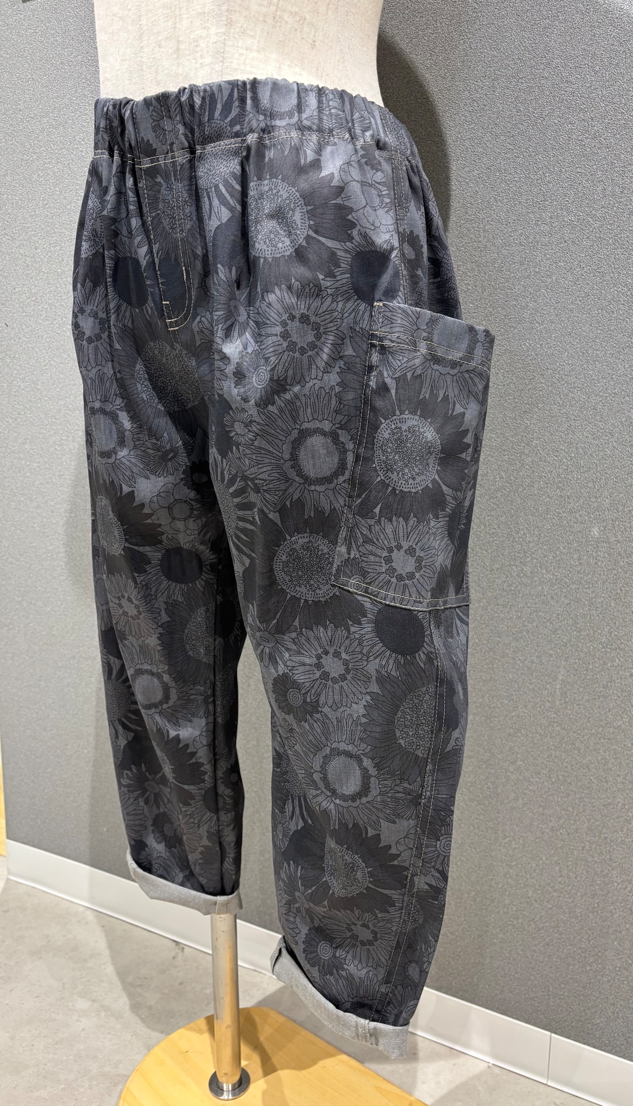 TC462◆1m◆M◆製作事例あり◆綿100%6オンスデニム生地◆マレファブ◆ペイズリー