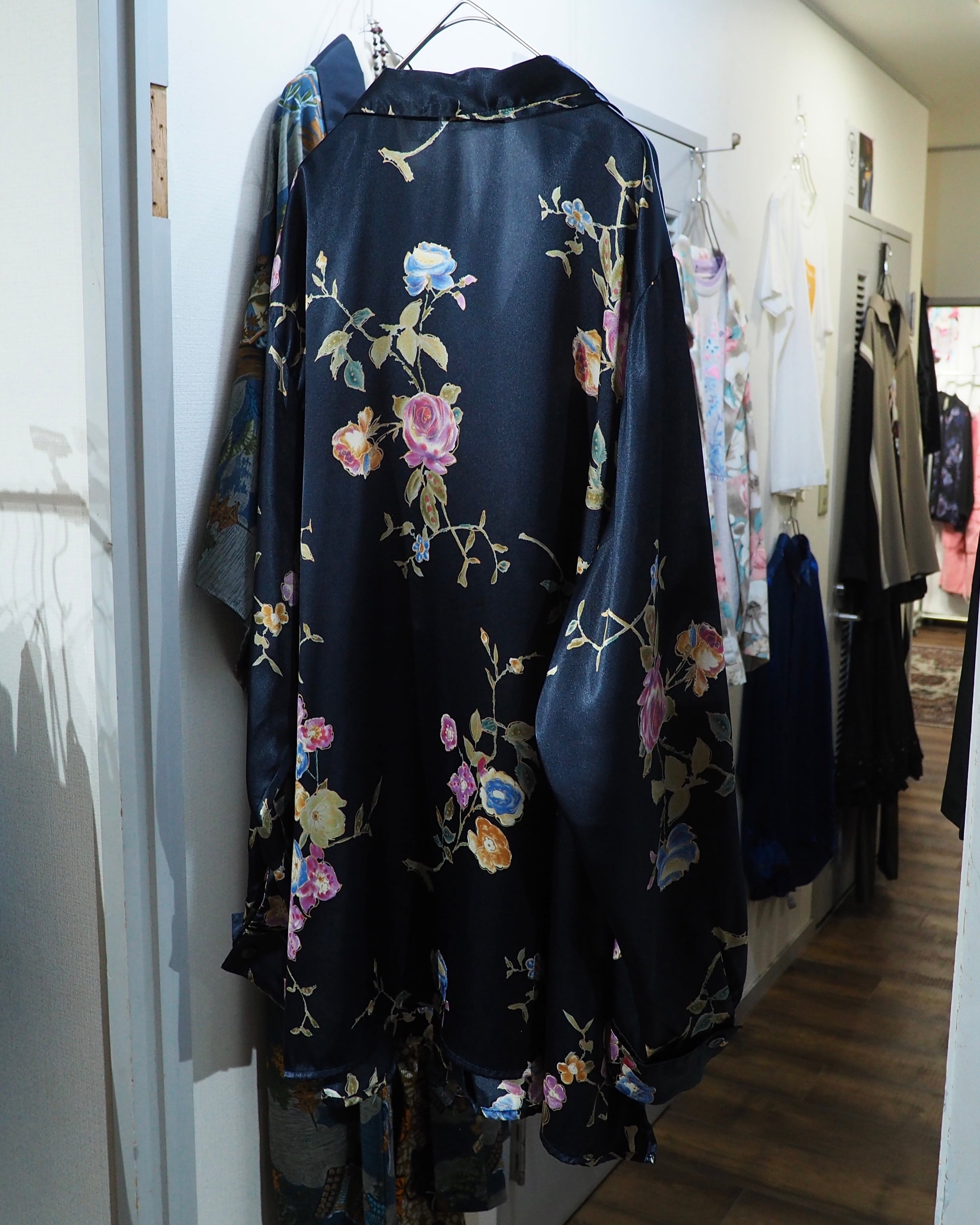 Beautiful Luxury Flower printed Drape loose Open collar Shirt