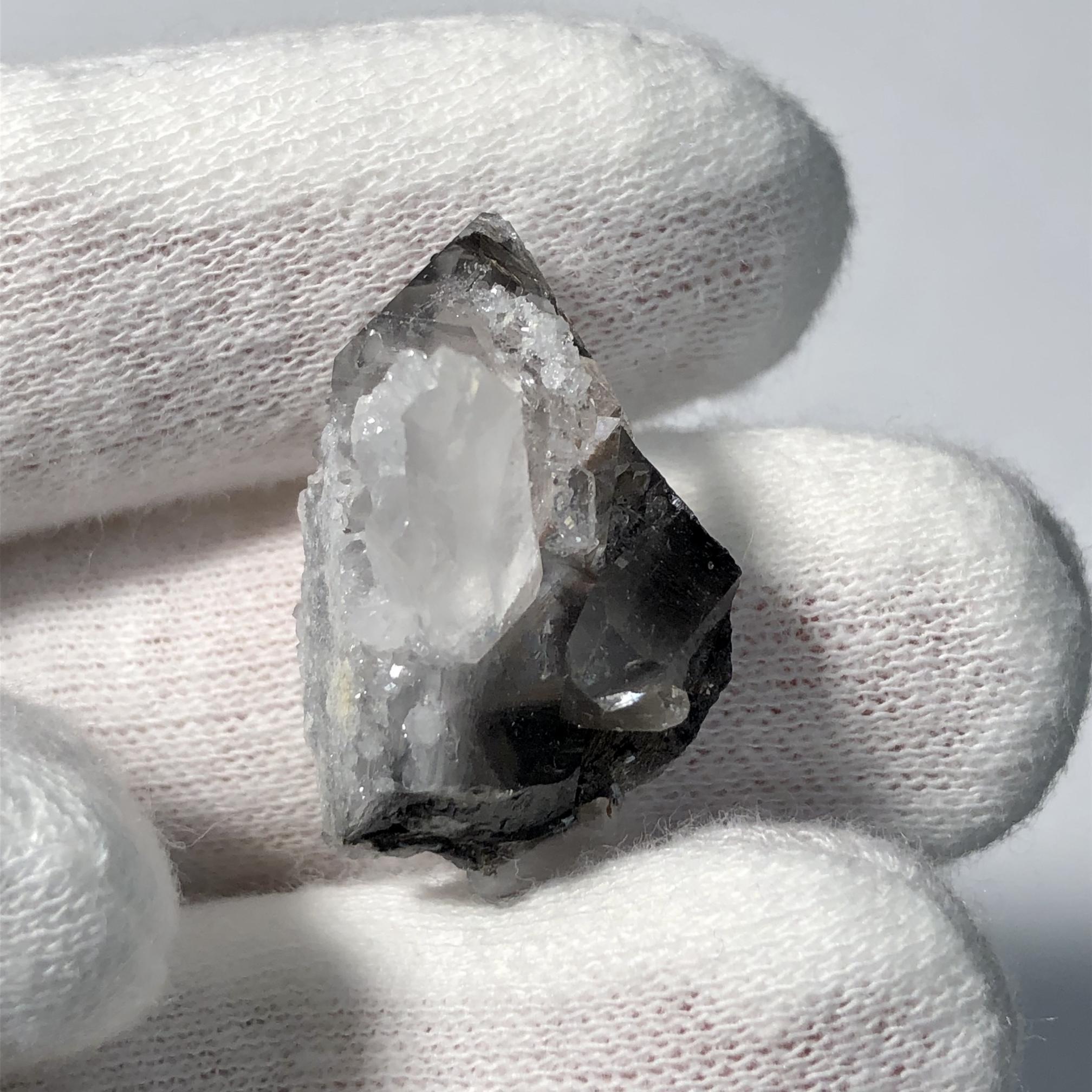 ブルッカイト　両剣　クォーツ　原石　鉱物　標本　天然石　水晶 ブルッカイトインクォーツ (水晶) 【一点物】 原石 鉱物 天然石