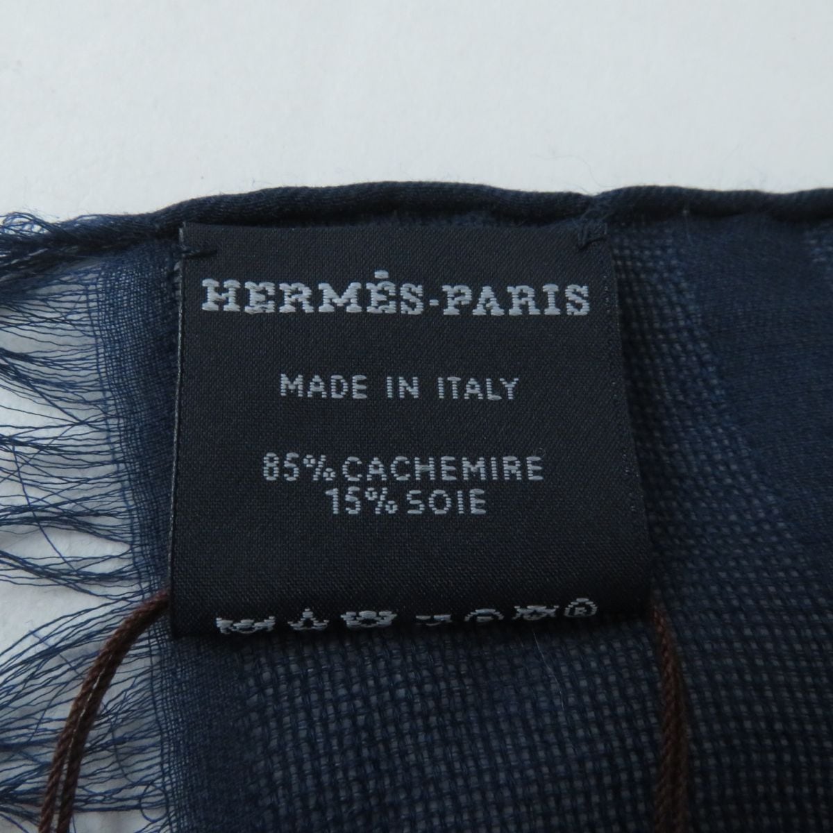 未使用品☆HERMES エルメス ロゴ入り カシミヤ×シルク 大判 未使用品☆HERMES エルメス ロゴ入り カシミヤ×シルク 大判