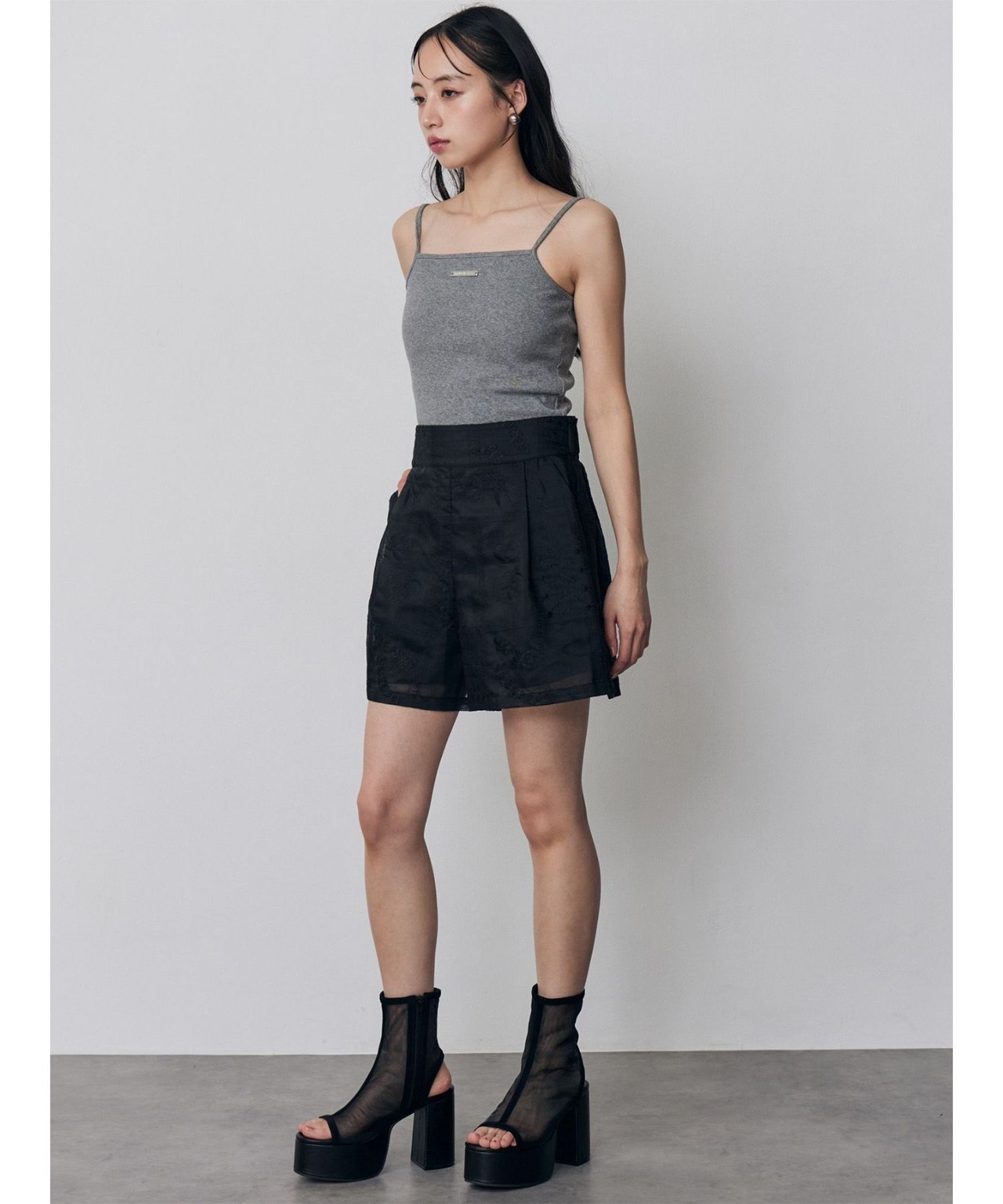 Tucked Lace Shorts / BLACK - 2