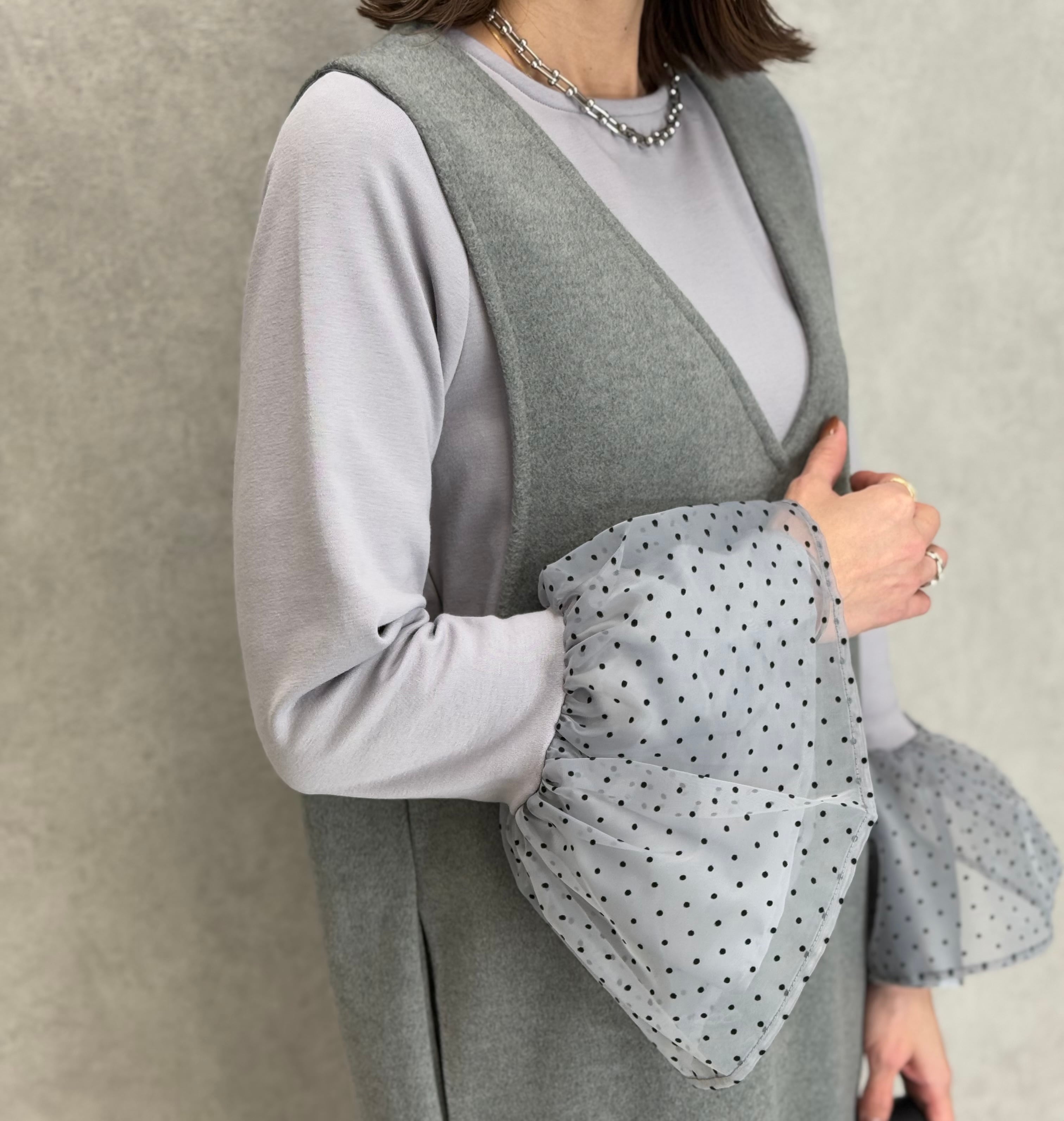 ドットベルスリーブトップス