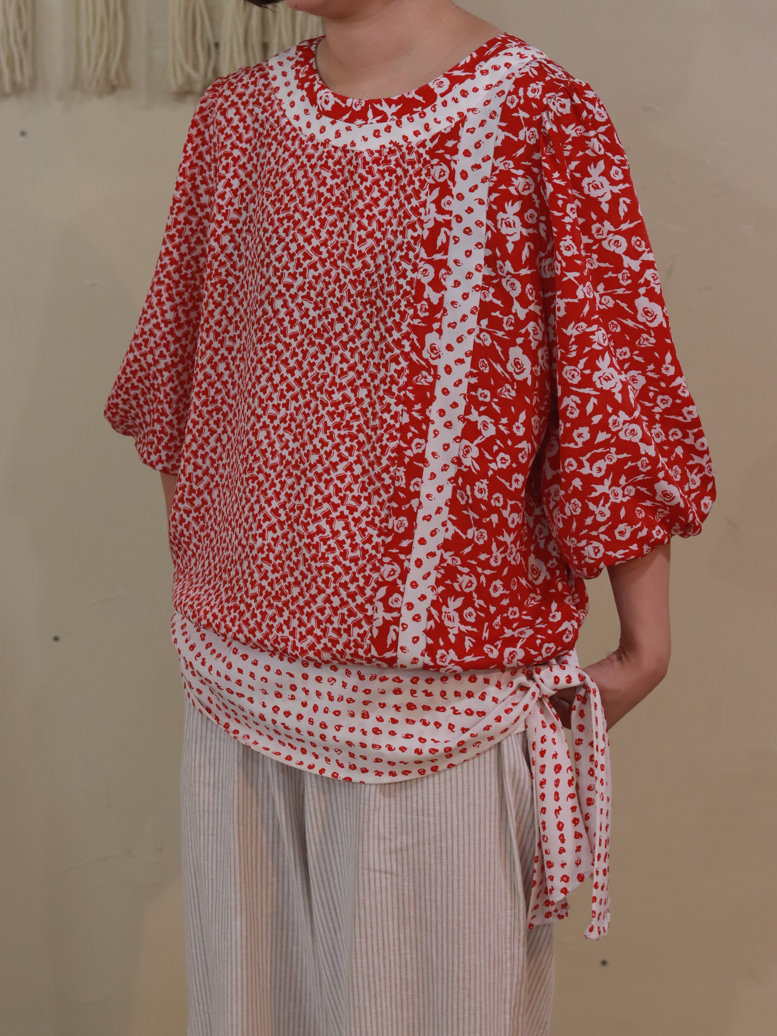 SUSAN FREIS WHITE RED BLOUSE