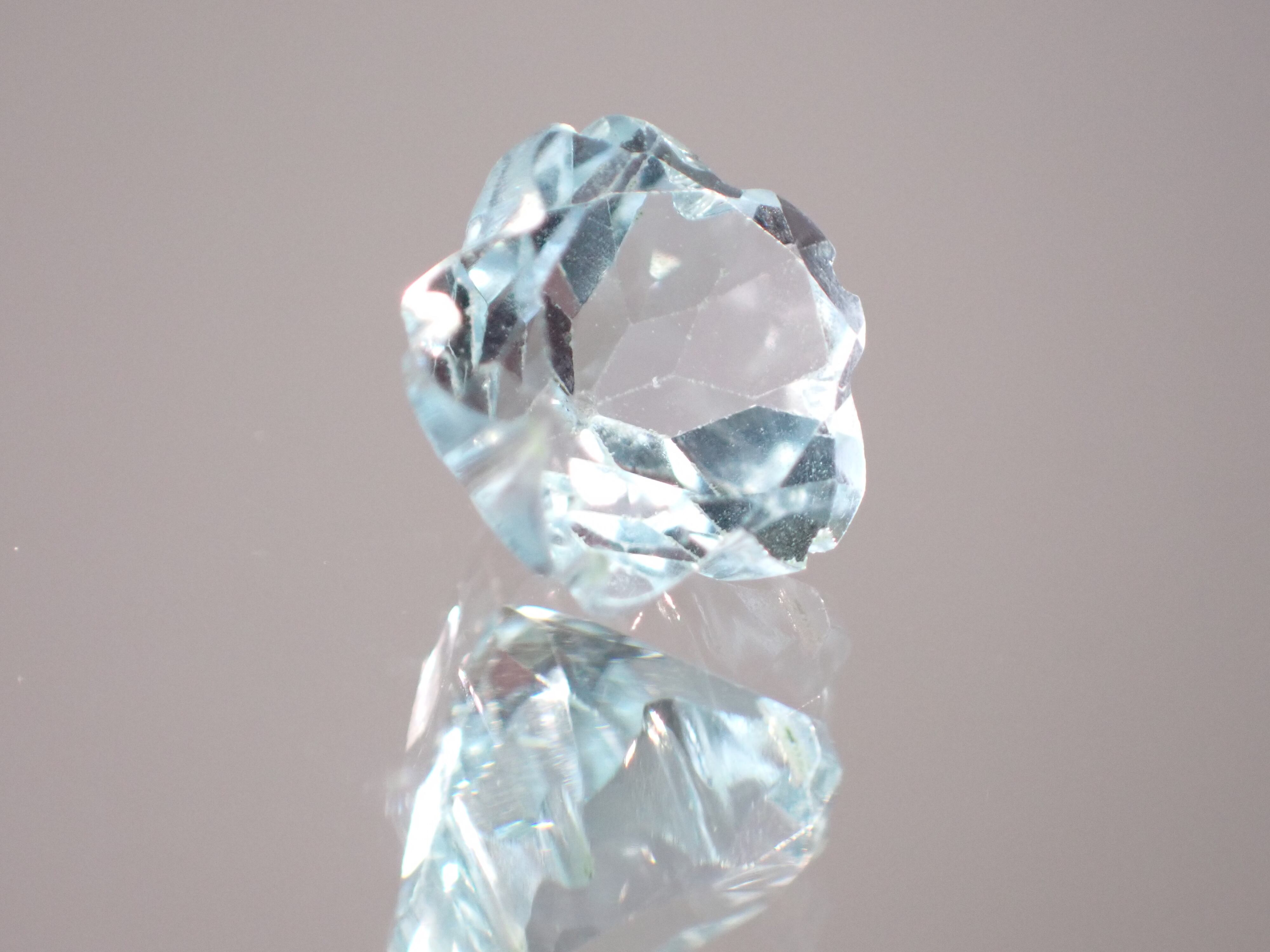 ブルートパーズ（桜カット） 2.3ct [B5−542] | differencee(ディファ 
