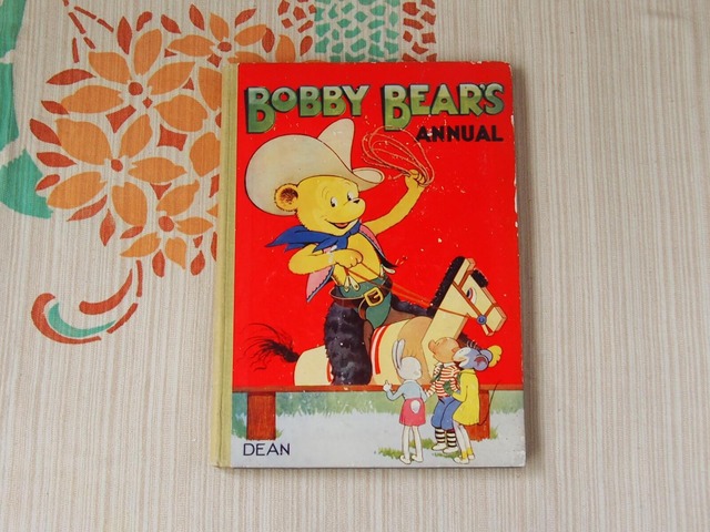 イギリスアンティーク　絵本　児童書　BOBBY BEAR'S ANNUAL