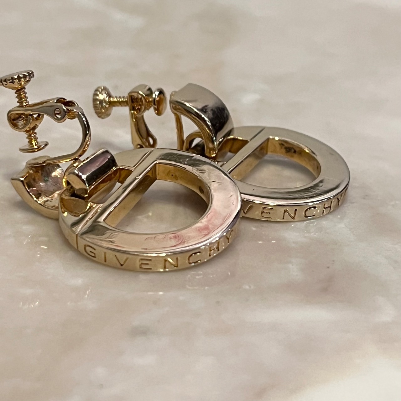 GIVENCHY circle ear cuff