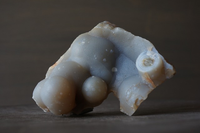 ゴビ砂漠産カルセドニー　Chalcedony 876