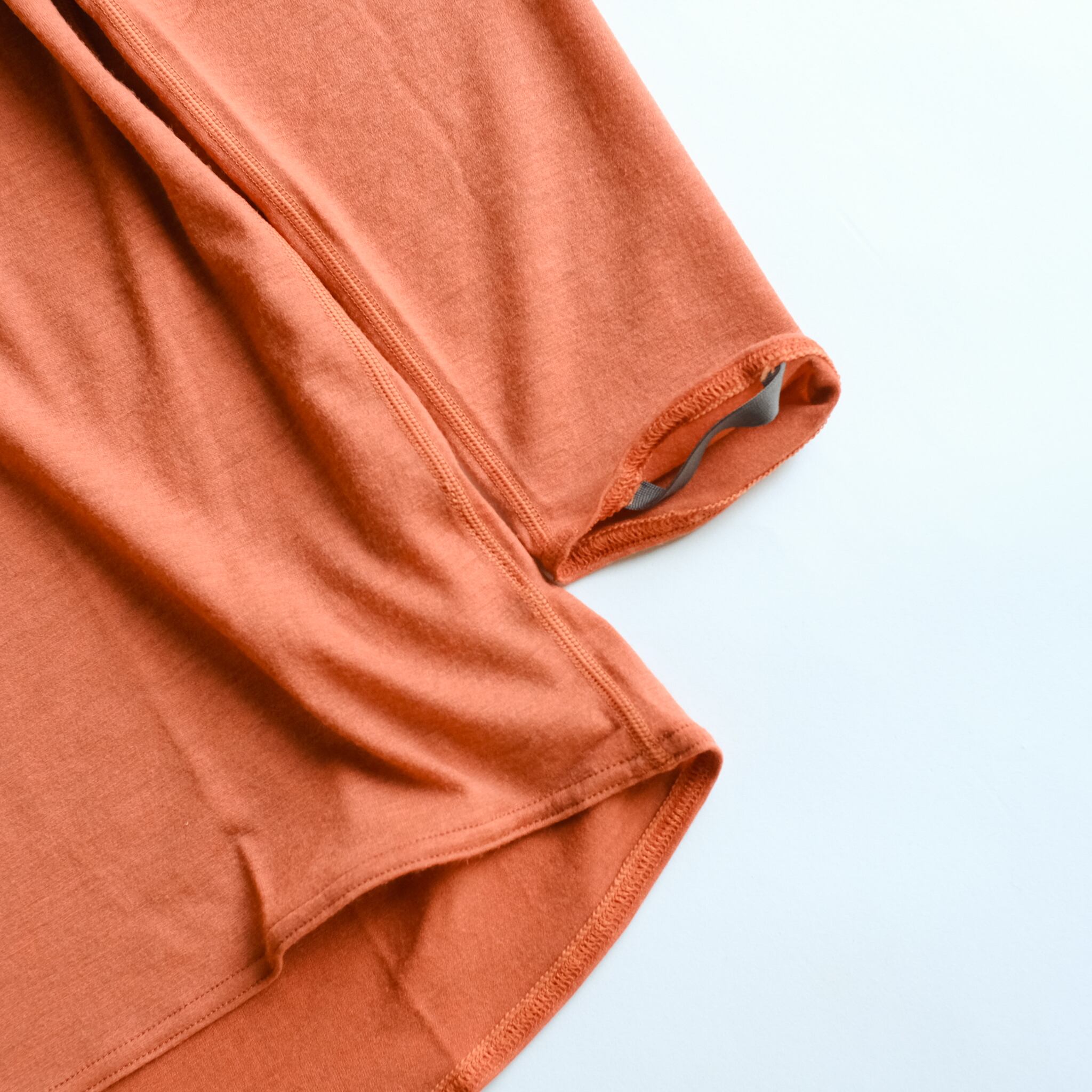 AXESQUIN / Creare Merino 120 Hoodie ( とにかく乾きが早い、超軽量
