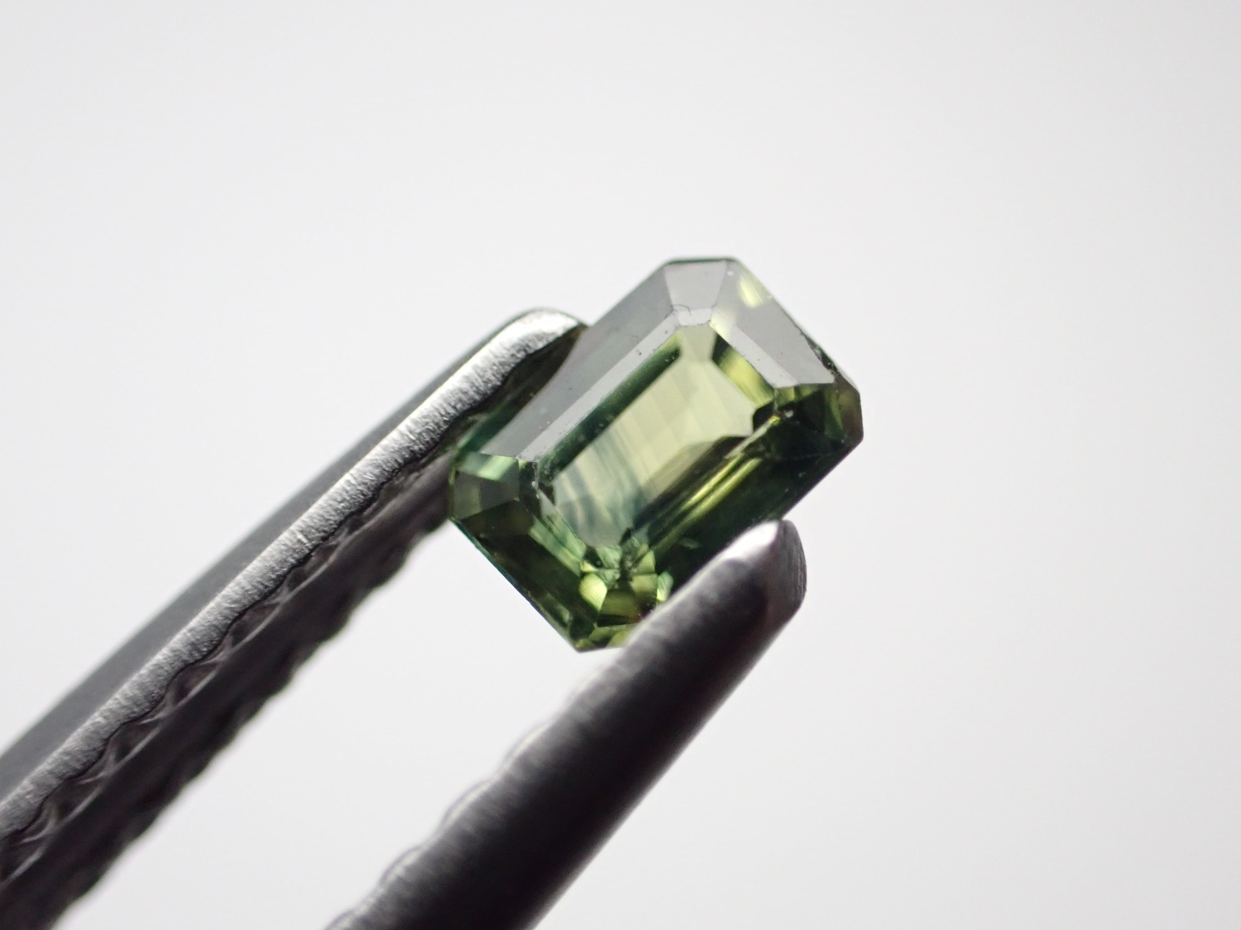 エメラルド 結晶原石 アフガニスタン R3-6226 | MineralQuest