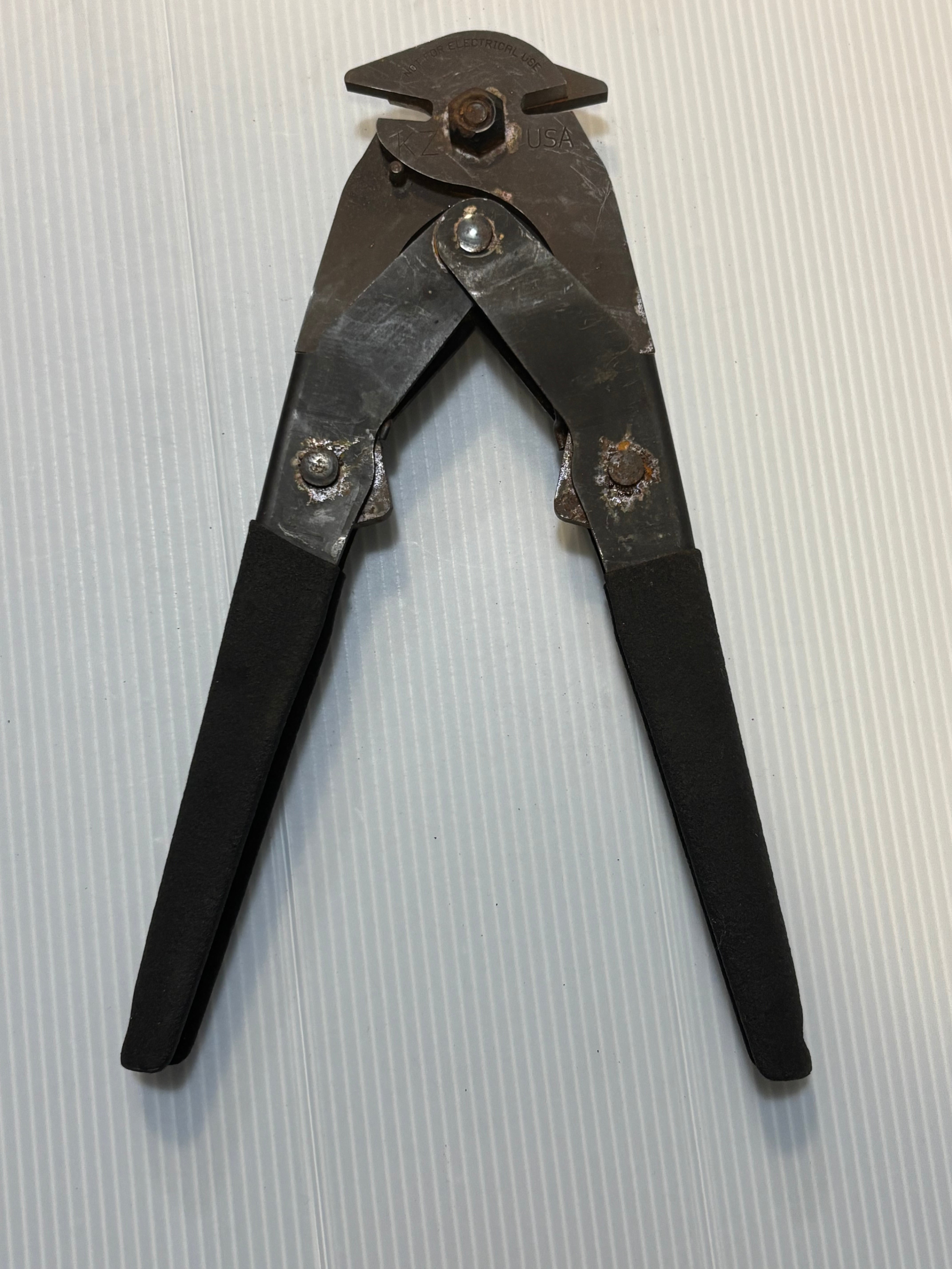 USED：米軍放出品 海兵隊 ワイヤーカッター+ポーチ(A0264) | mirisapo