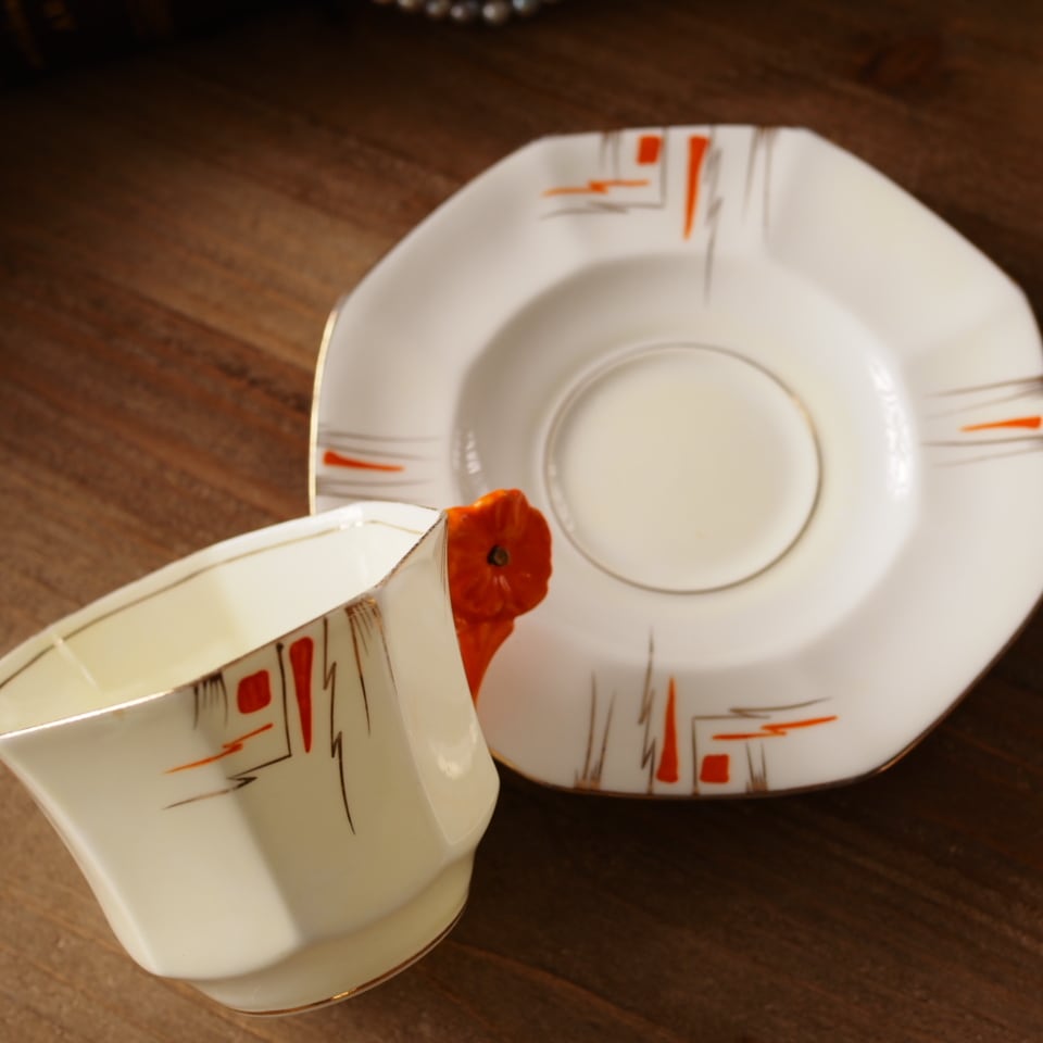 英国サミュエルラドフォード アールデコ＆フラワーハンドル カップ