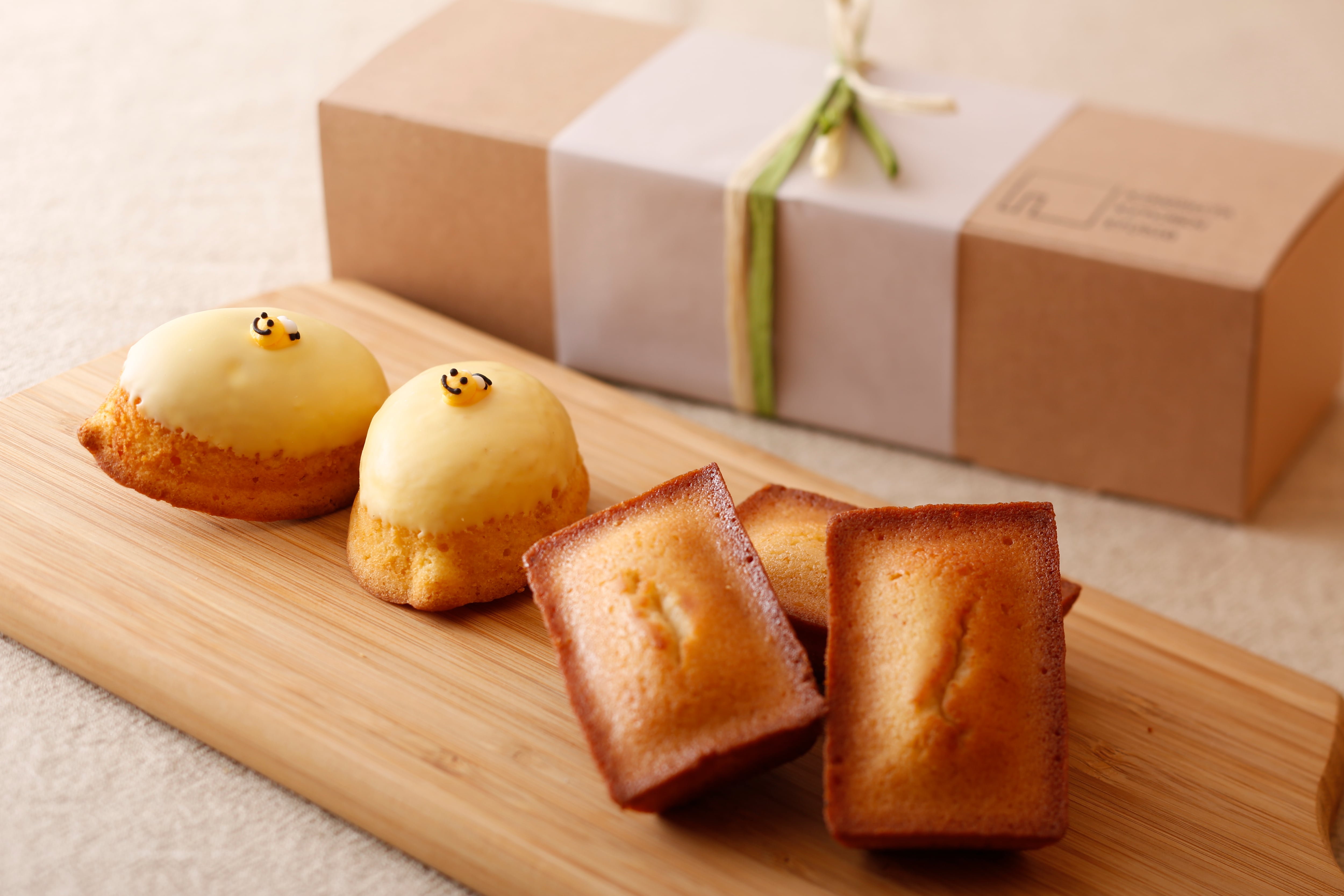 ミツバチさんのハニーレモンケーキ&ハニーフィナンシェ