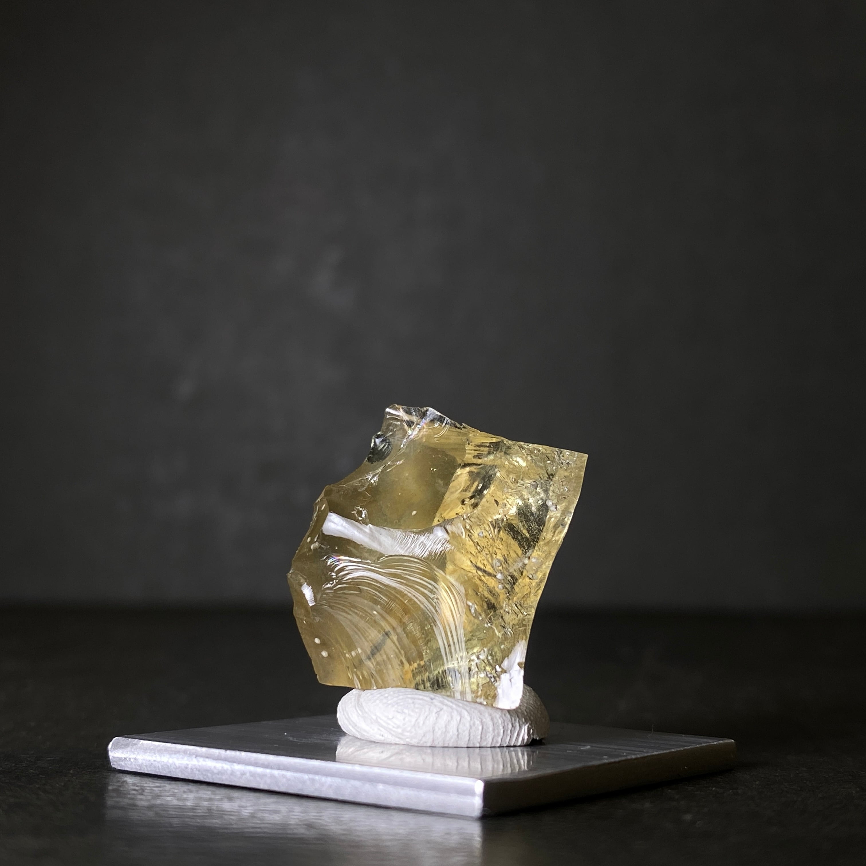 リビアングラス 50g 隕石産物　天然ガラス　メテオライト　隕石 42☆リビアングラス Libyan desert glass | 【隕石屋】METEOS（メテオス）