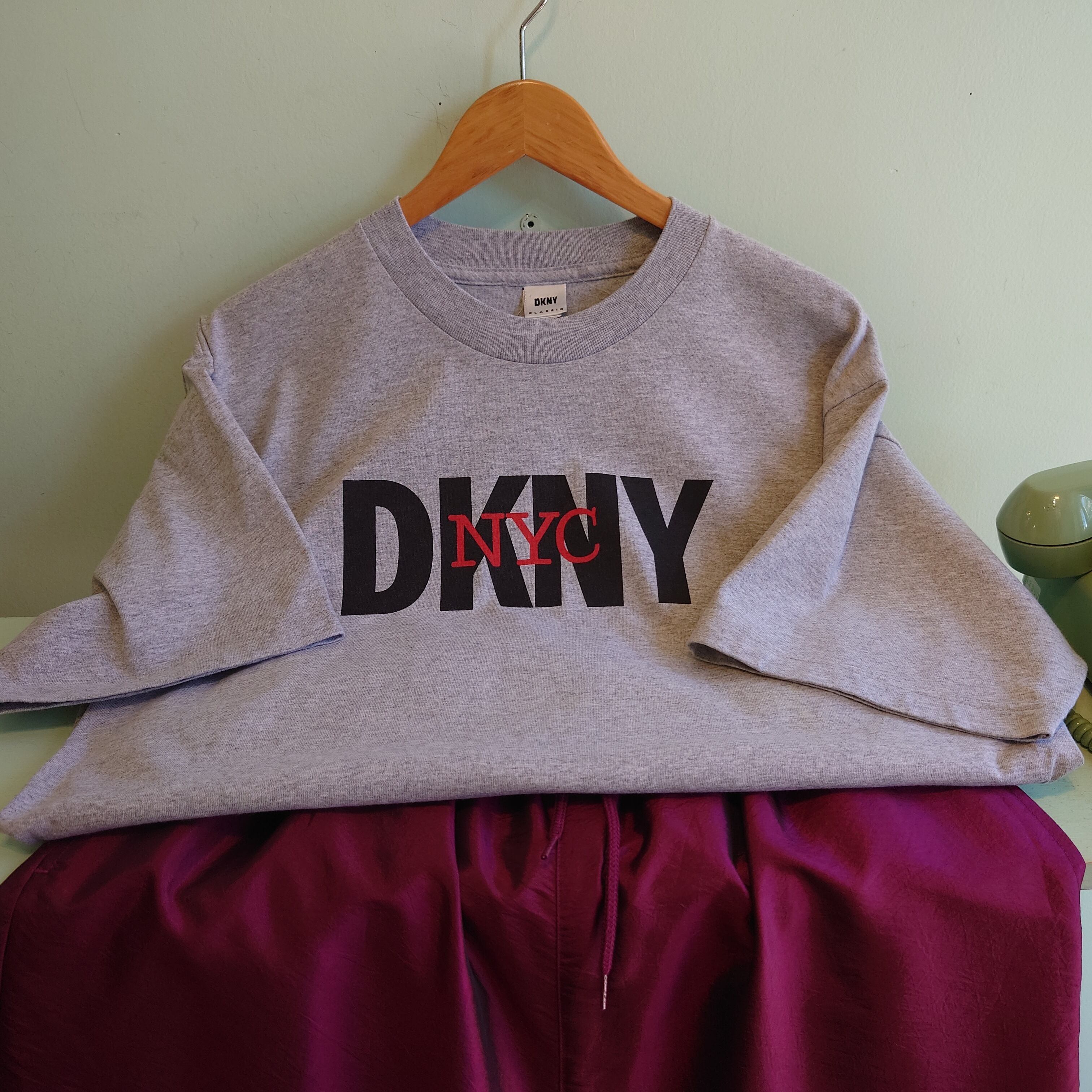 DKNY ダナキャラン 90-00s vintage ロゴTシャツ グレー L程度 | MANULBOY