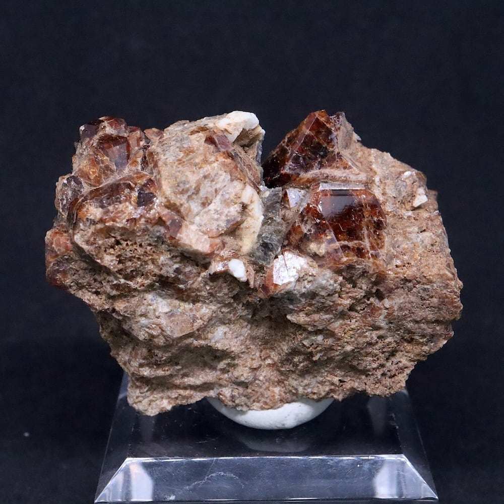 自主採掘！カリフォルニア産 グロッシュラー ガーネット141.3g GN285