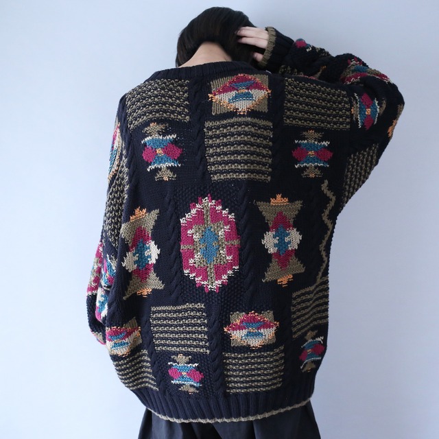 black base art pattern over silhouette cotton knit sweater