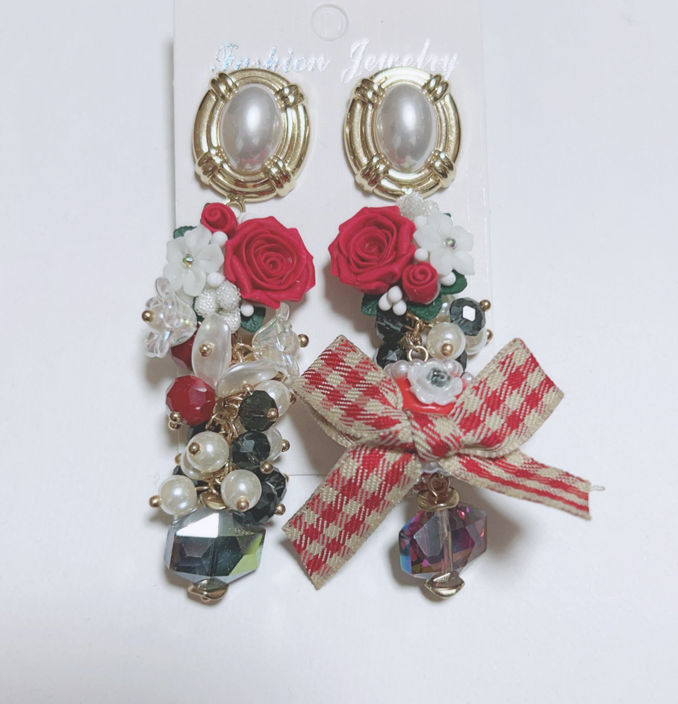 一輪の華をキミに ハンドメイド スワロフスキー ピアス | PAY ID