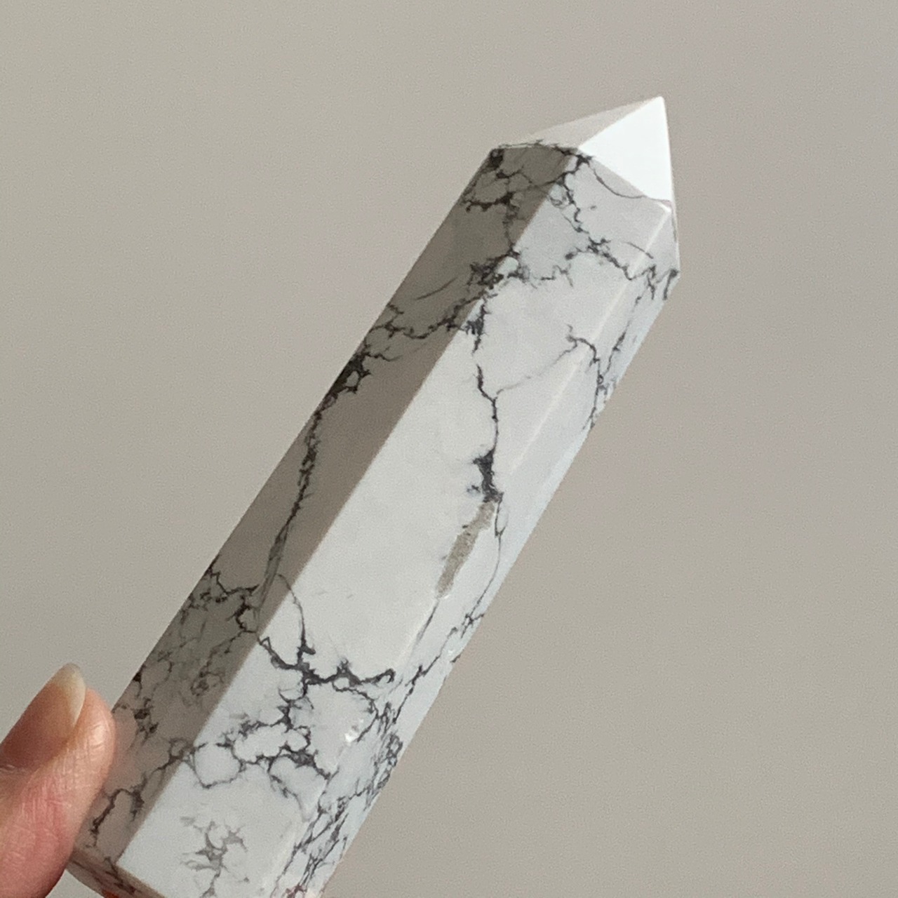 ハウライトタワー*天然石ポイント*天然石インテリア*置き物*T17