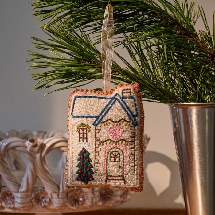 SISSEL EDELBO / Townhouse Ornament