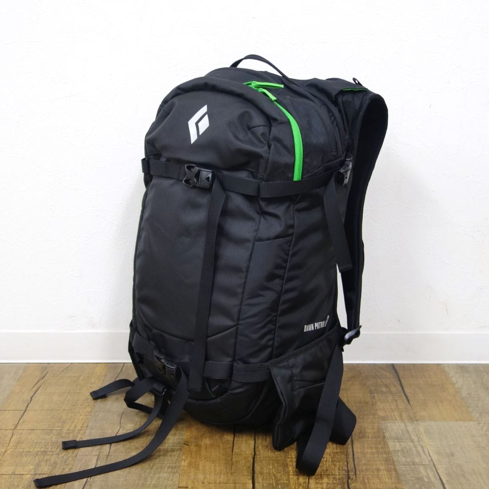 極美品 ブラックダイヤモンド Black Diamond DAWN PATROL 32 極美品 ブラックダイヤモンド Black Diamond DAWN PATROL 32