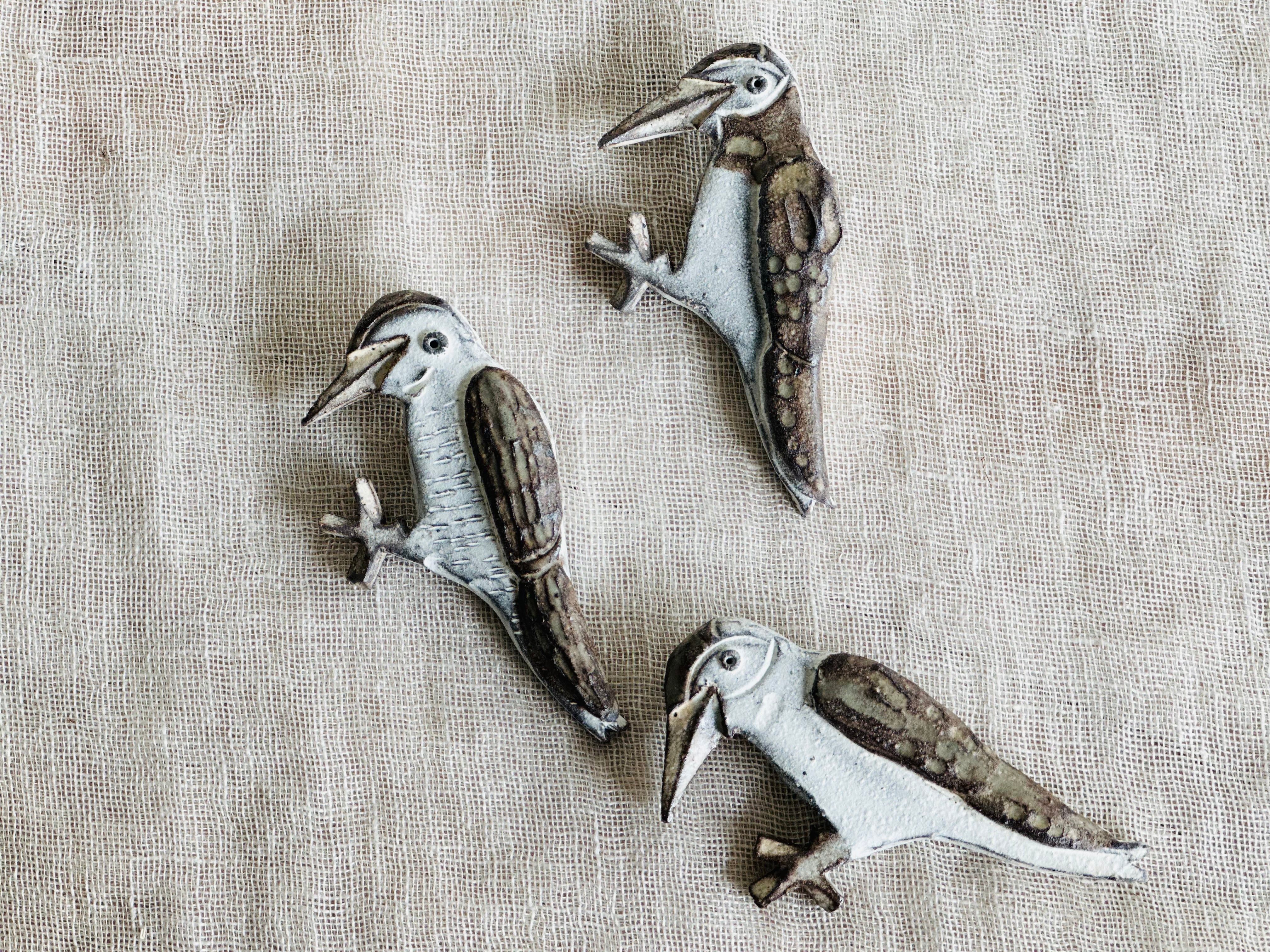 鳥ブローチ(アカゲラ) | 器のしごと utsuwa no shigoto Web shop