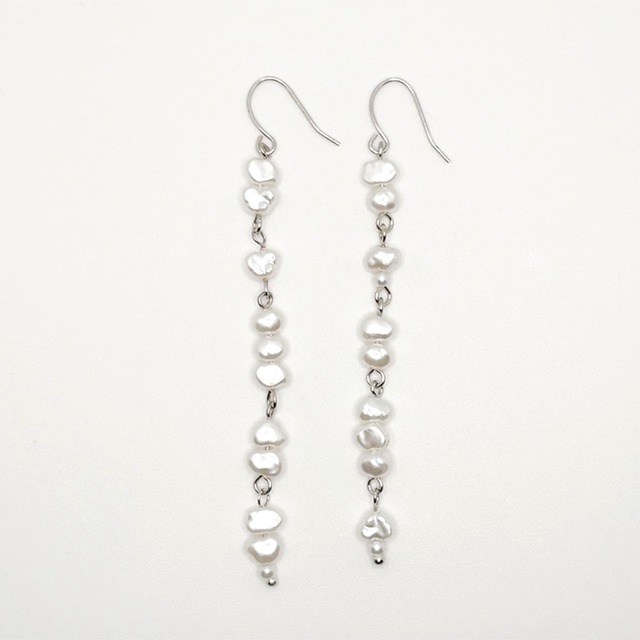 ステンレストリプルパールイヤリング