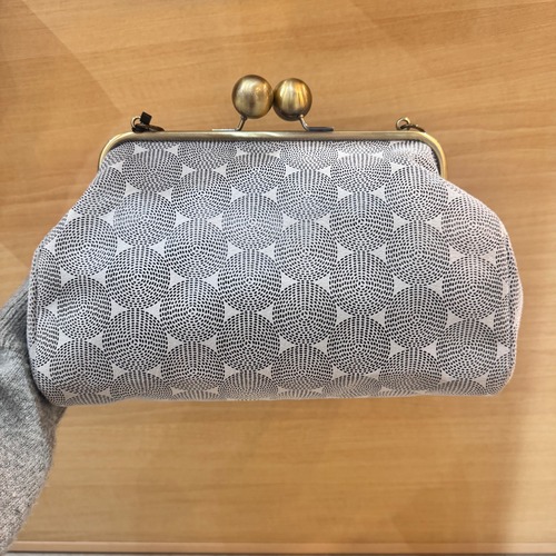 国産 ピッグレザー ドット ホワイト Lサイズ レクタングル