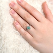 パライバトルマリン ブラジル産 リング 0.57ct D0.28ct pt900