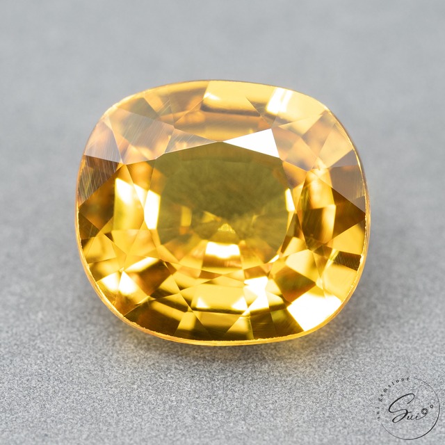 天然【非加熱】サファイア・ゴールデンイエロー・タンザニア産　1.21ct