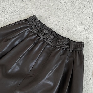 leather mid-length pants J00014