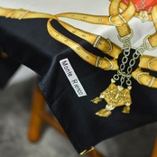 Monte Rienco pattern silk scarf