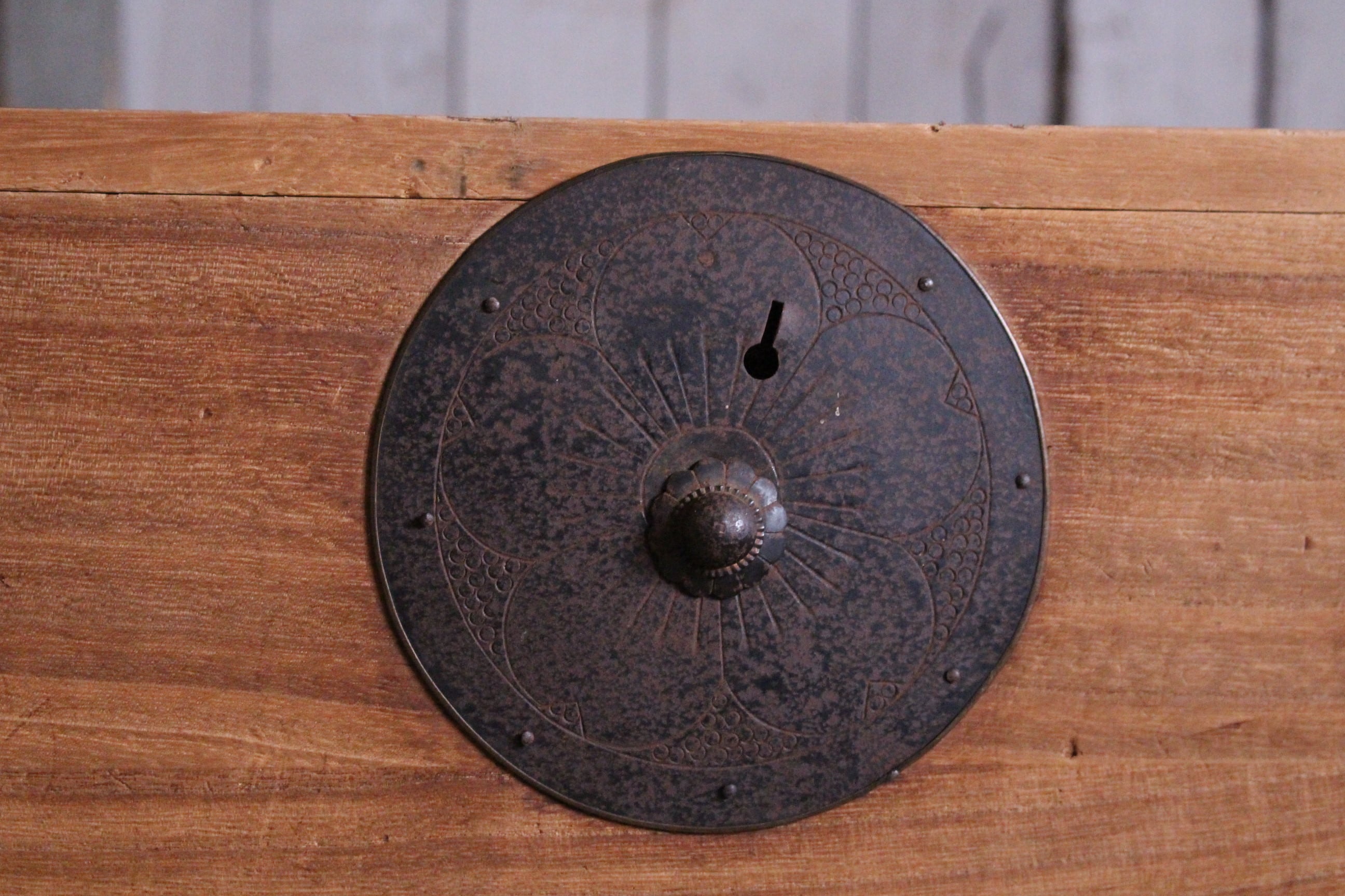味のある丸金具時代箪笥 抽斗4杯 | denbee 古道具