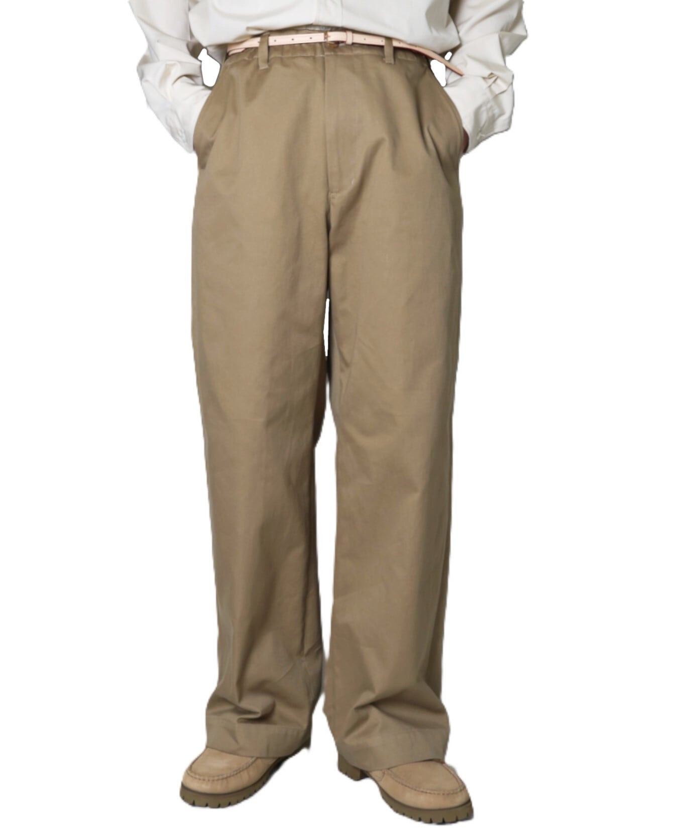 UNIVERSAL PRODUCTS. / 233-60506 NO TUCK WIDE CHINO TROUSERS (CAMEL